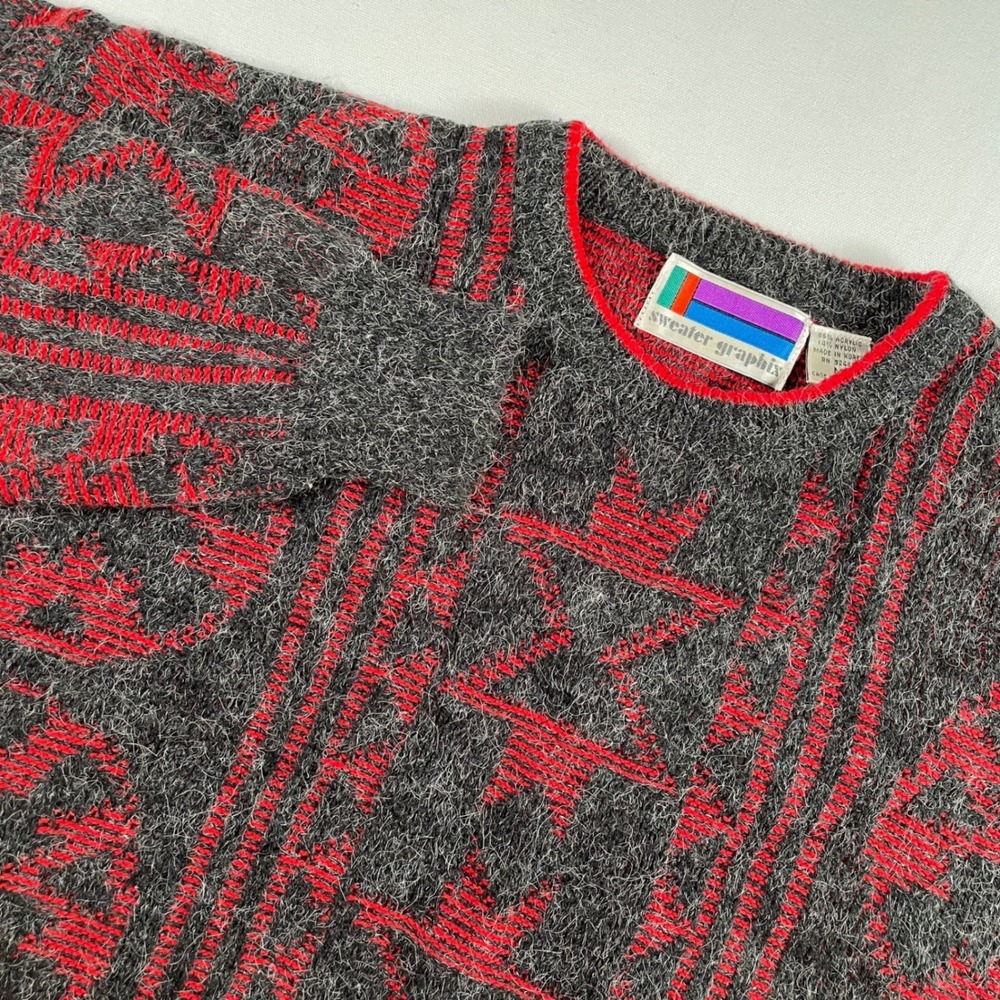 Sweater Graphix Men's Geometric Print Crewneck Sweater Size Medium Gray Red‎